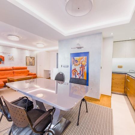 סופיה Signature Suite - 1 Bedroom מראה חיצוני תמונה